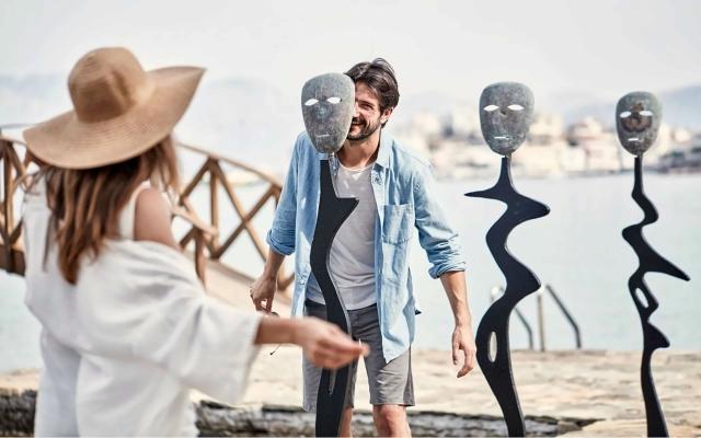 Minos Beach Art
