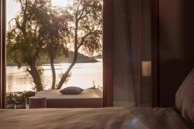 Two Bedrooms Sea Front Villa Private Pool