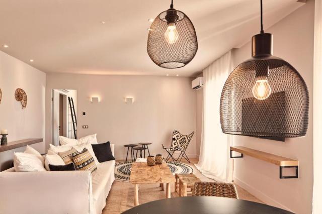 3 Bedrooms Water Front Villa Private Pool