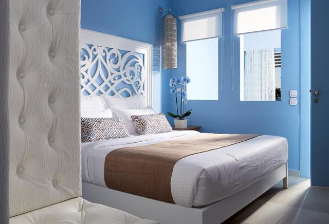 Mythos Swim Up Junior Suite Beach Front
