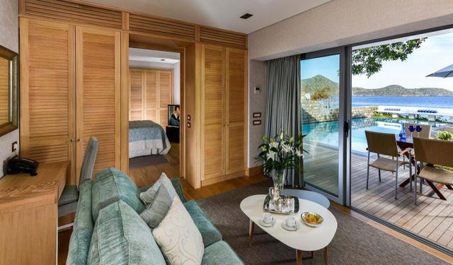 Hideway Villa Sea View with a Private Heated Pool
