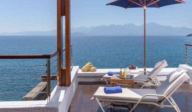 Island Bungalow Waterfront