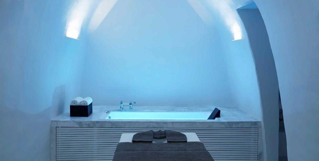Knossos Beach Bungalows Suites Resort & Spa