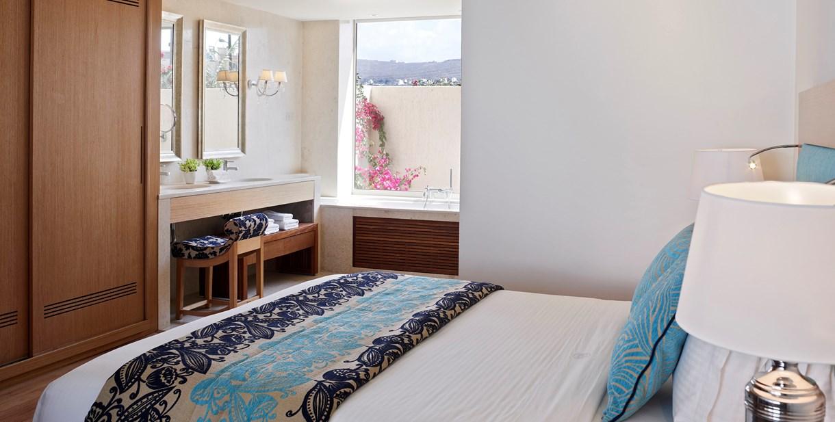 Suite Resort View with Beach Cabana