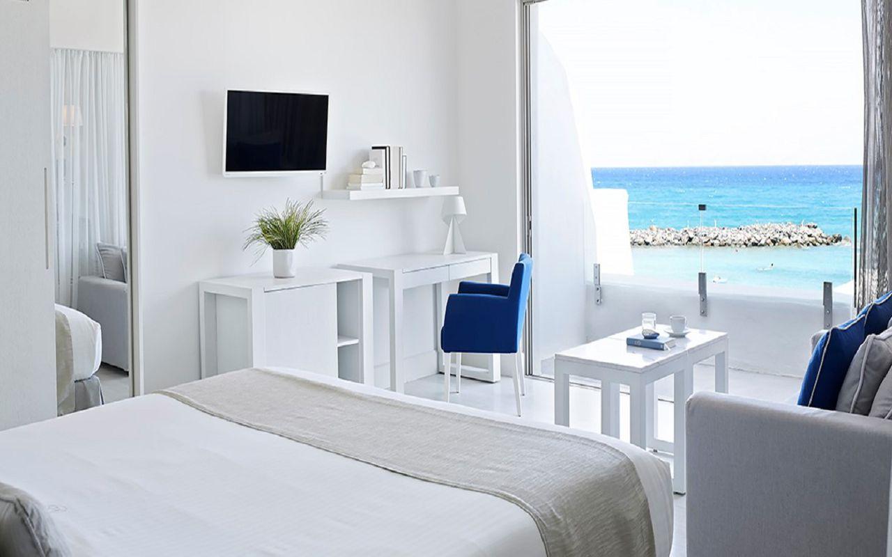 Suite Island Water Front
