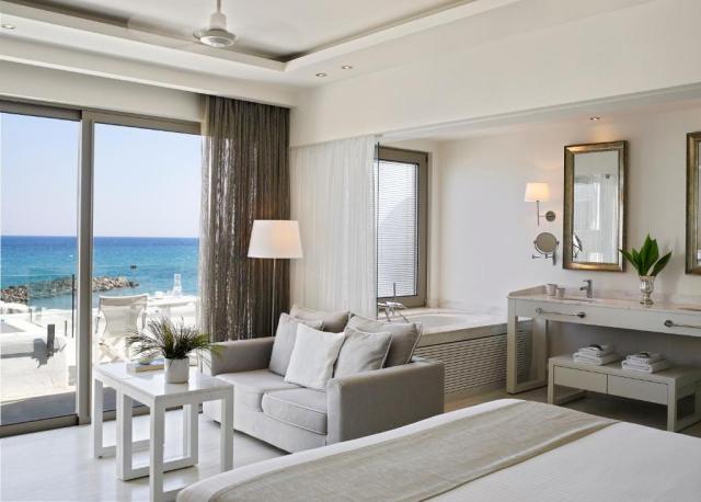 Island Suite Sea Front