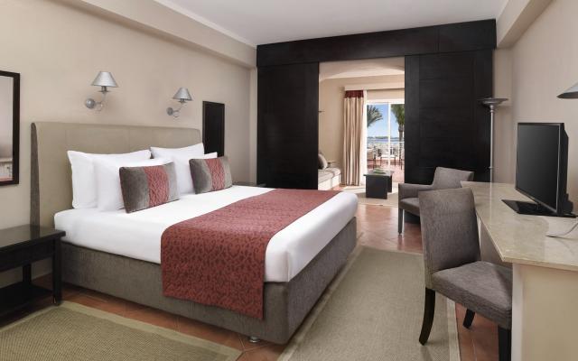 Family Deluxe Room Side Sea View