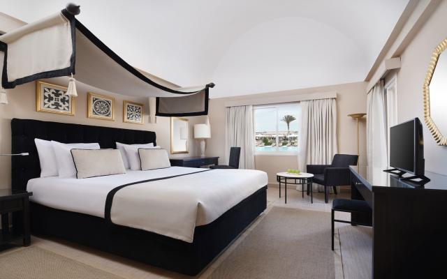 Junior Suite Sea Side View