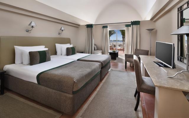 Family Room Side Sea View