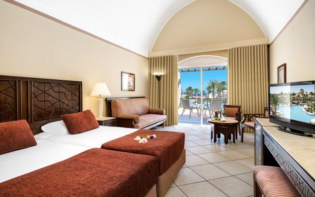Superior Room Pool View 