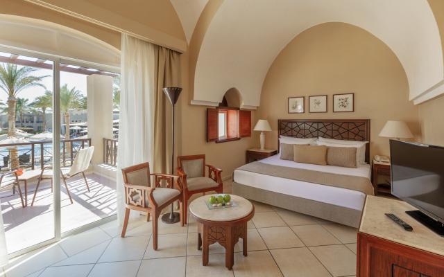 Superior Room Pool View 