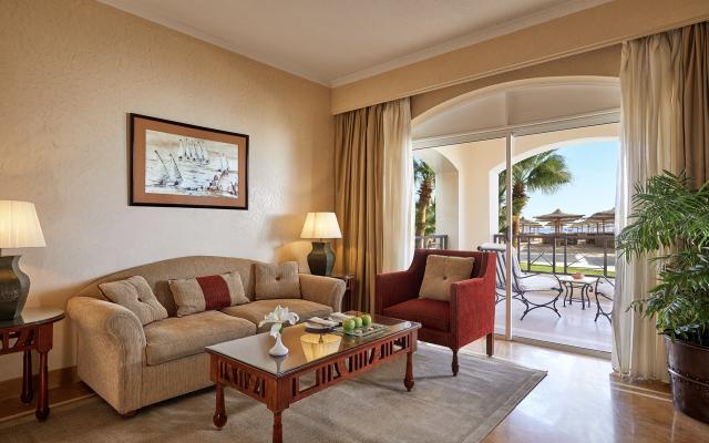 Junior Suite Queen Sea View