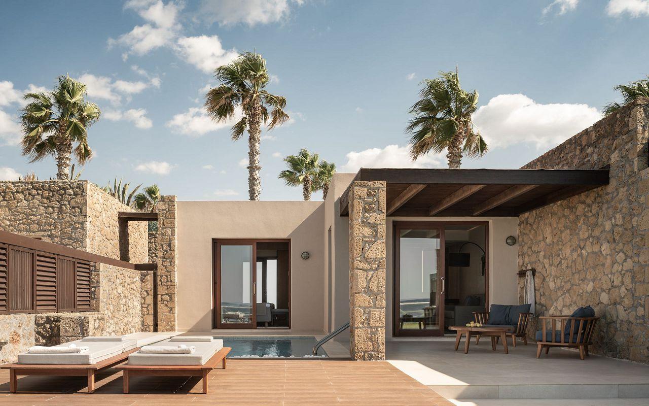 Suite Private Pool Luxury Sea Front