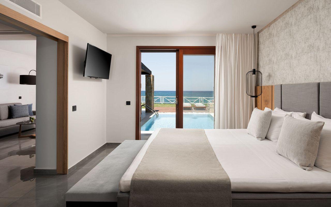 Suite Private Pool Luxury Sea Front