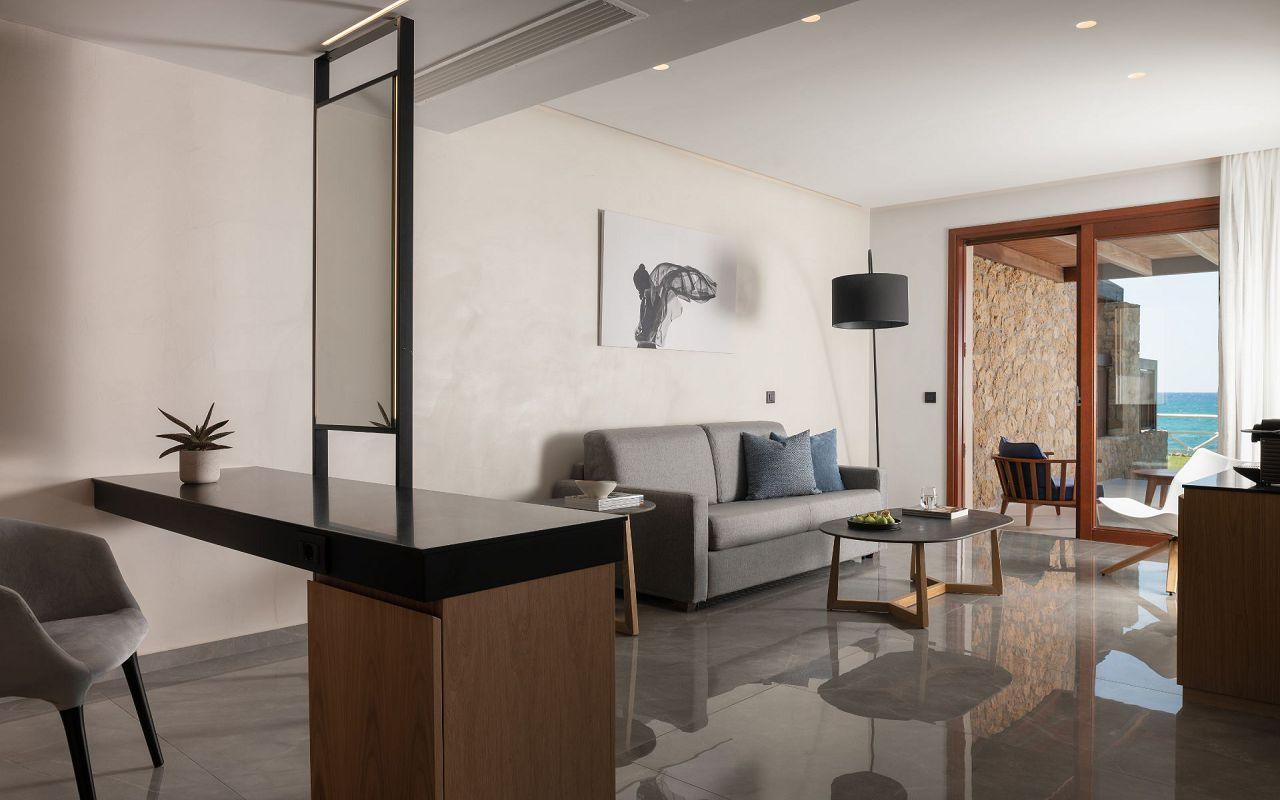 Suite Private Pool Luxury Sea Front