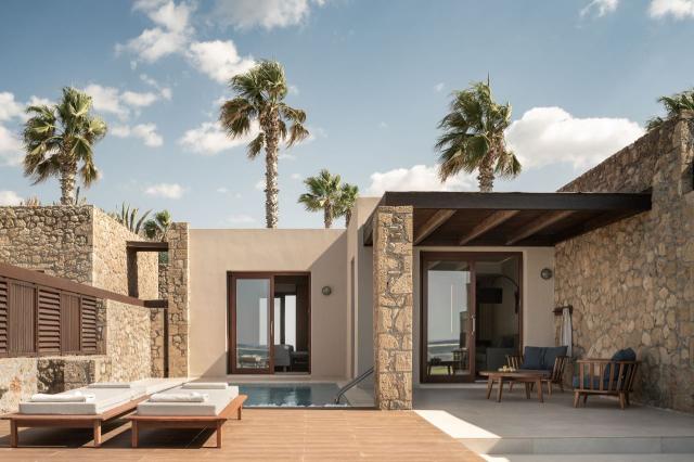 Luxury Suite Sea Front Private Pool