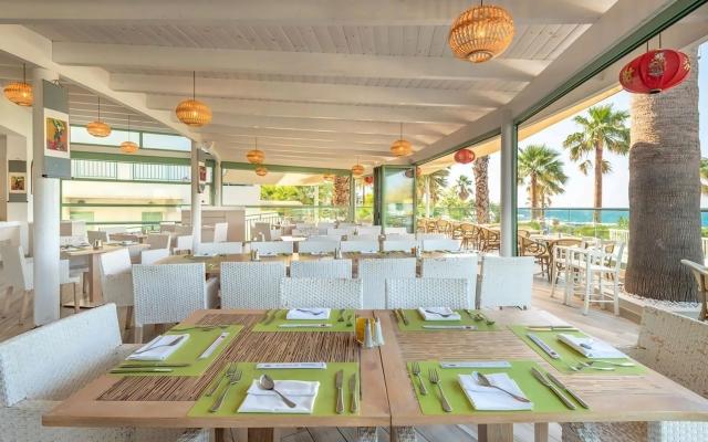 Star Beach Village