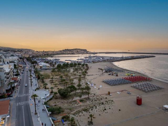 Kyma Suites Beach