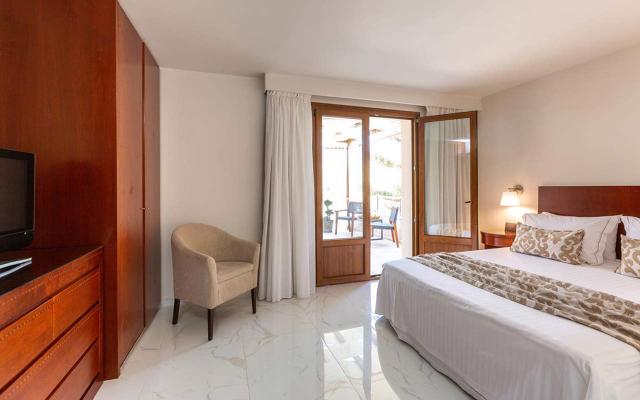 Premium Suite with Jacuzzi