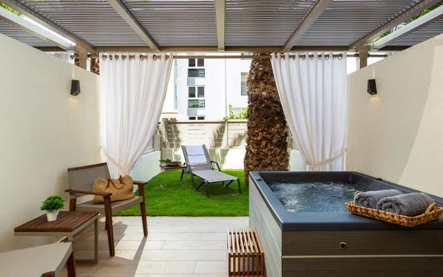 Double Room Superior with Jacuzzi