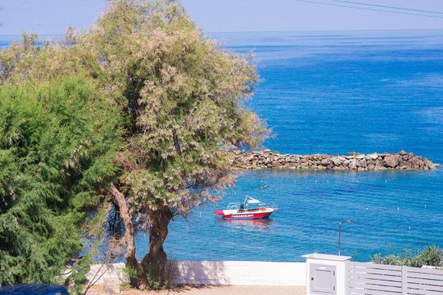 Panormo Beach