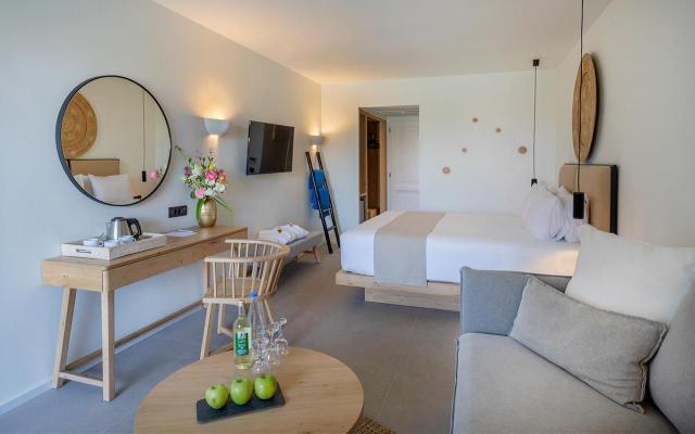 Junior Suite Private Pool