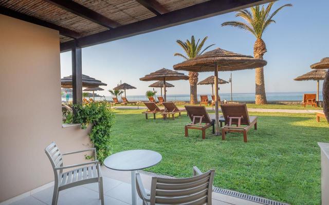 Bungalow Pool Front / Sea View