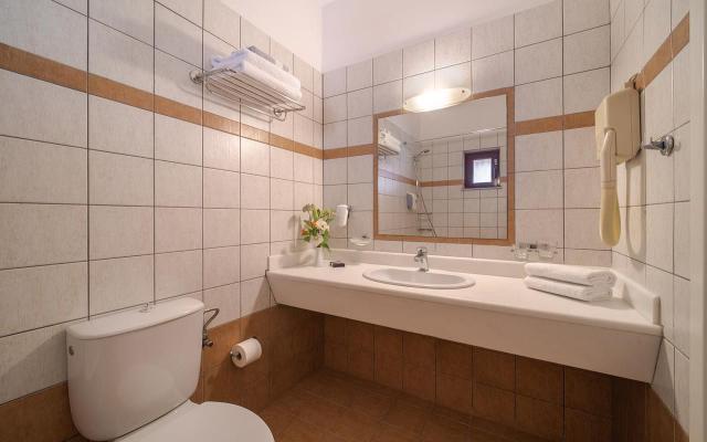 Family in Annex Building with 2 Rooms Sea View
