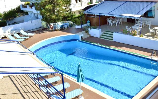 Thisvi Hotel