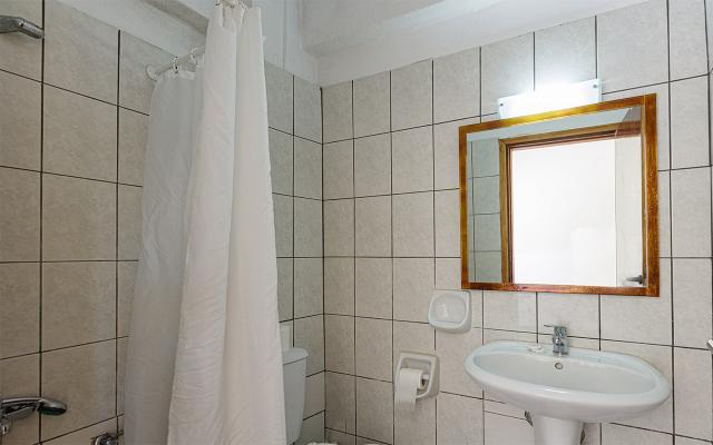 Twin Room in Village Mountain View