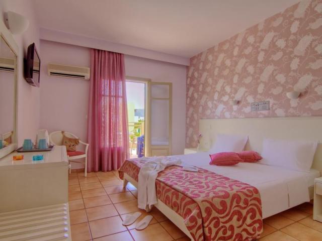 Ruby Royal Junior Suite