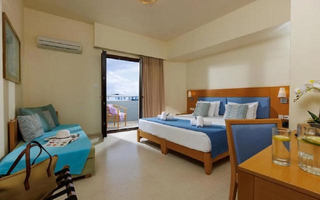 Room Triple Standard