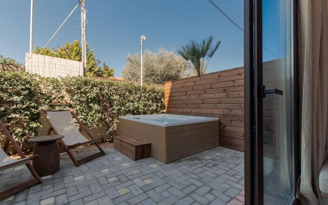 Room Double With Jacuzzi Open Air