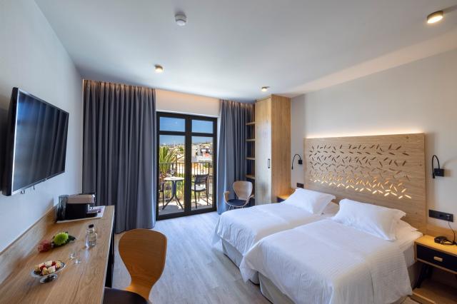 Promo Room (Garden or City View)