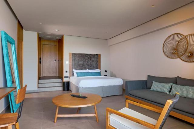 Aquamarine Suite with Plunge Pool Sea View