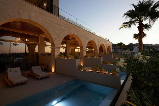 Castello Infinity Suites