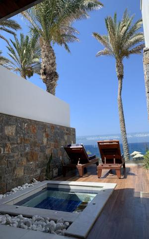Villa Beachfront Private Jacuzzi Front Sea View