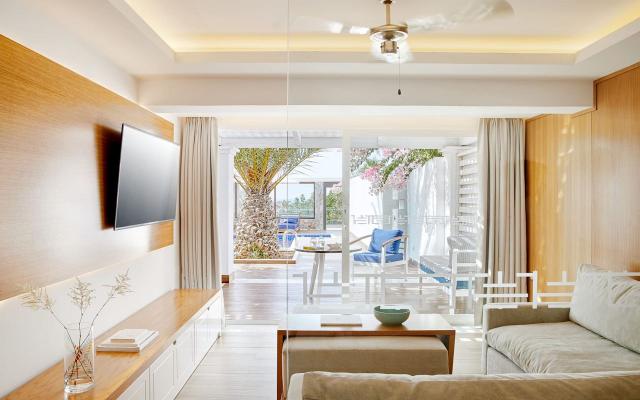 Villa 3 BedRoom Royal 3 bathrooms 2 living room & jacuzzi with 