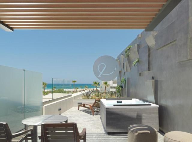 Executive Room with Jacuzzi & Sea View