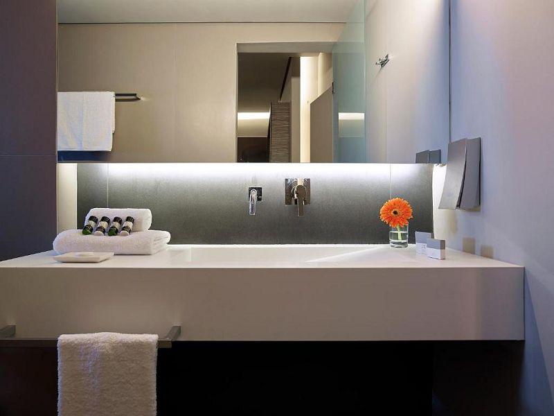 Executive Room Side Sea View