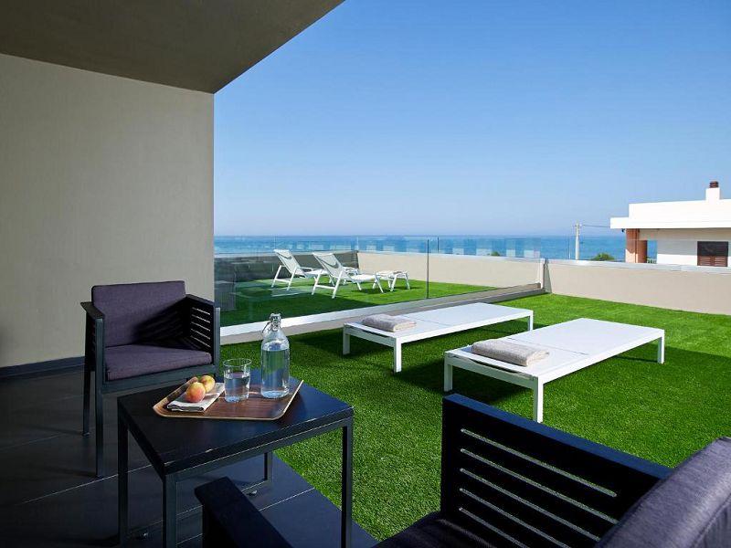 Executive Room Side Sea View