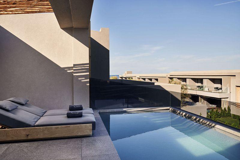Premier Open Plan Suite with Private Pool