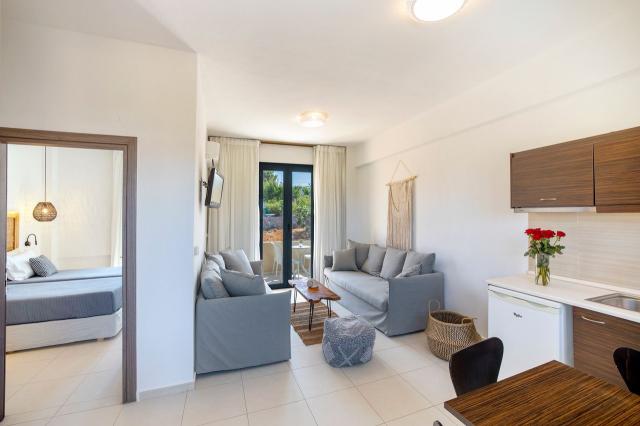 1-Bedroom Superior Suite