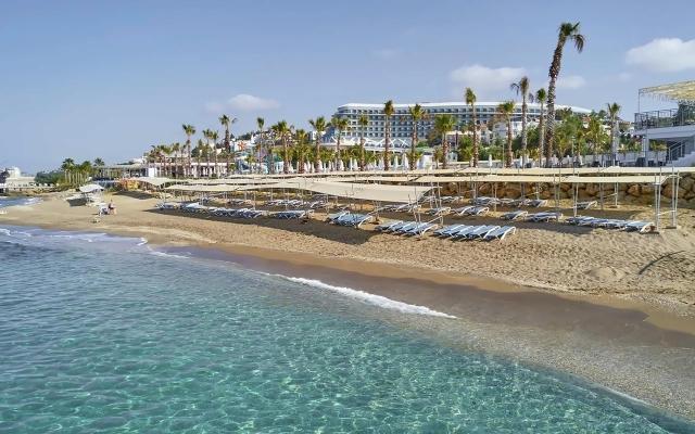 Vikingen Infinity Resort & Spa