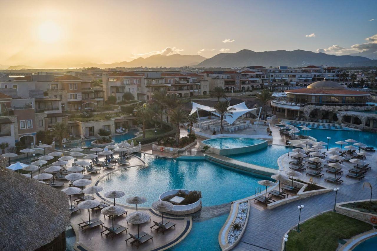 Atlantica Caldera Palace