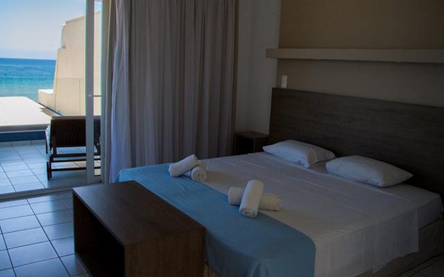 Room Double Beach Front