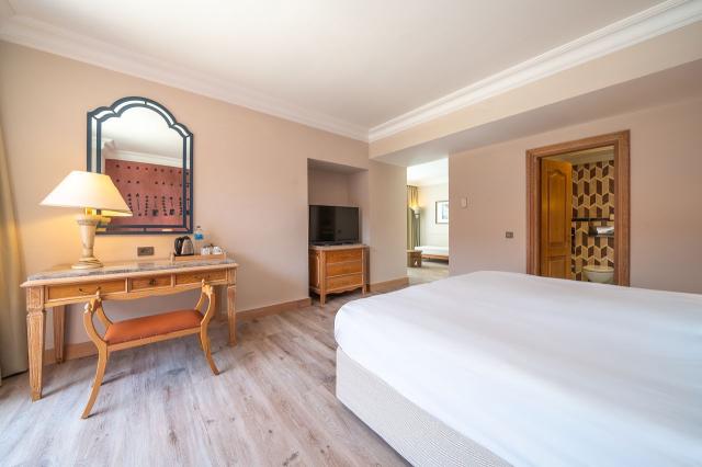 Mainbuilding Junior Suite Land