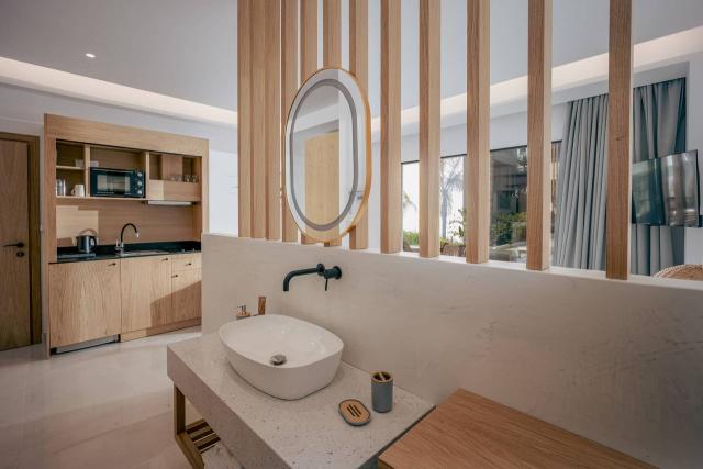 Deluxe Suite Sea View