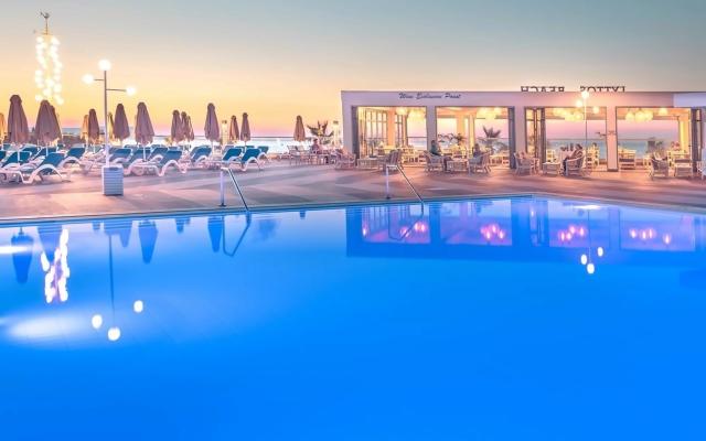 Lyttos Beach