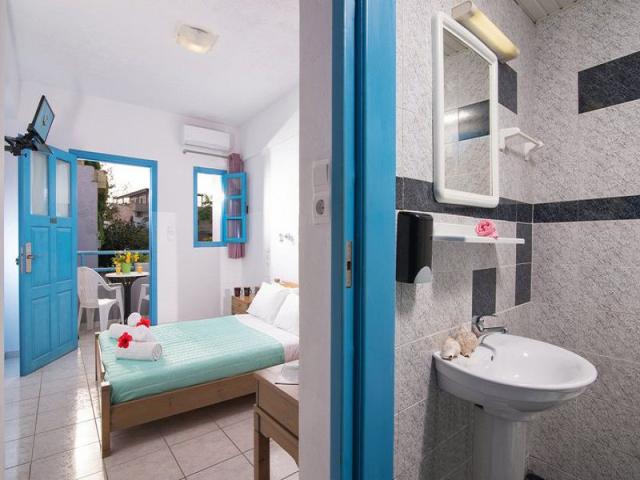 Double Room A/C